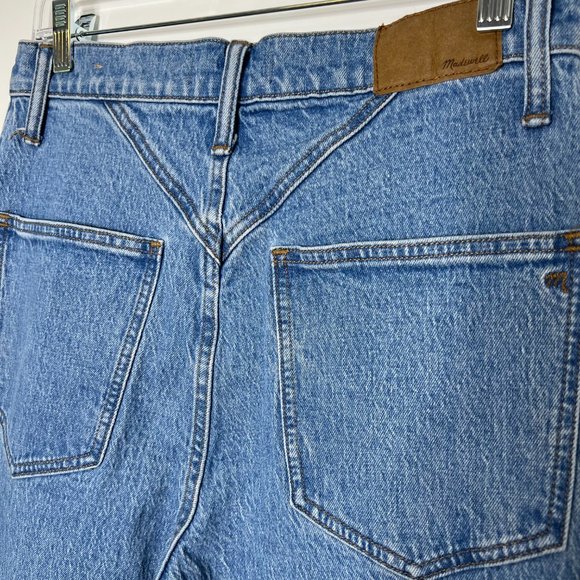 Madewell The Perfect Vintage Wide-Leg Jean in Harding Wash: Button-Fly Edition - Picture 8 of 16